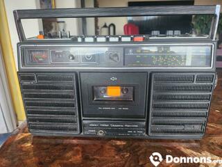 Radio cassettes