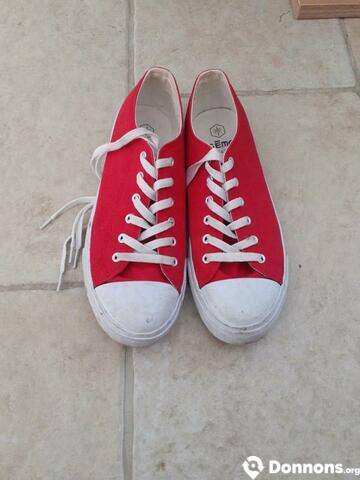 Chaussures rouge T.42