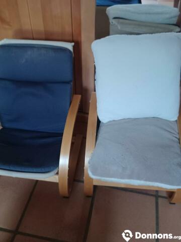 Deux fauteuils enfants