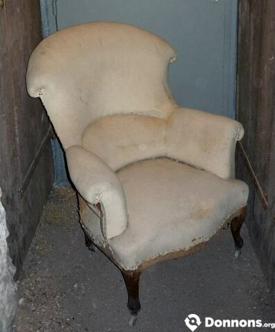 Ancien fauteuil décoratif
