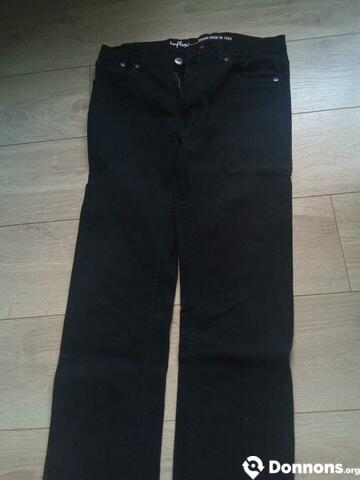 Pantalon noir neuf 42