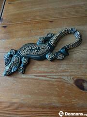 Salamandre en bois 20 cm