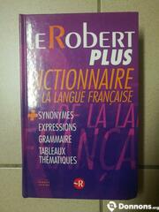 Dictionnaire Le Robert plus