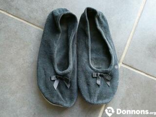 Chaussons noirs femme
