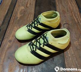 Paire de chaussures de foot Adidas t33-34