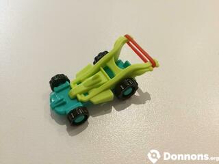 Petite auto jouet Kinder