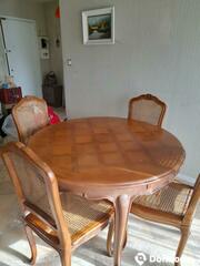 Table et 4 chaises cannées avec ou sans buffet