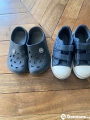 Chaussures + crocs pointure 32