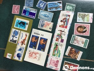 Lot unique timbres USA