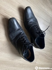 Chaussures taille 43 en cuir