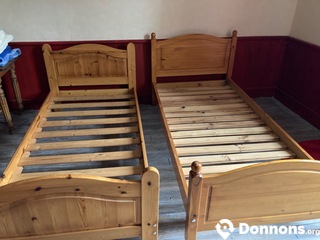 Deux lits une personne en pin
