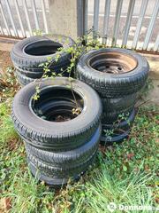 Lot de pneus 175/70 R13 82T. 175/R14 82T