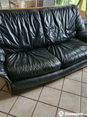 Canapé cuir noir et 2 fauteuils