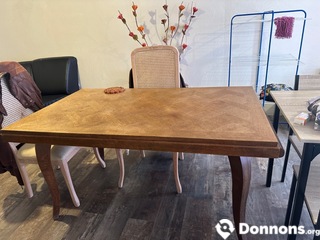 Photo Table de salle à manger en chêne