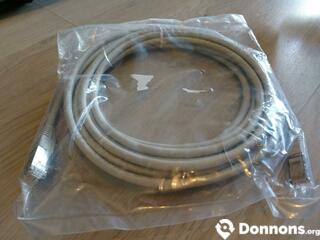 Photo Câble Ethernet neuf 2