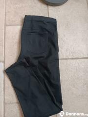 Pantalon noir T.42