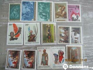 8 - Lot de 15 timbres Rwanda oblitérés