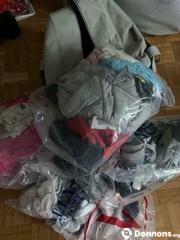 Photo 5 kilos de vêtements pour bébé et petit
