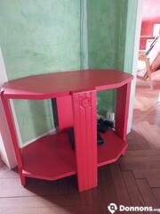Table d'appoint rouge