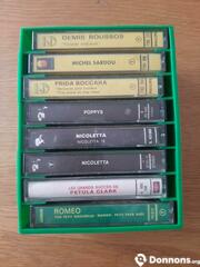8 cassettes audio + leur étui