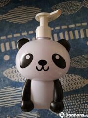 Distributeur de savon panda