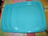 6 assiettes plastiques carrées bleues