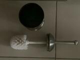 Porte-brosse WC noir et argent