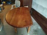 Table ronde ancienne pliable